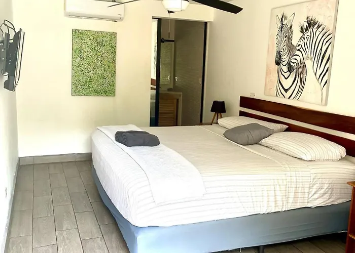 Private W Bath Near Ocean Near Tamarindo Hotel