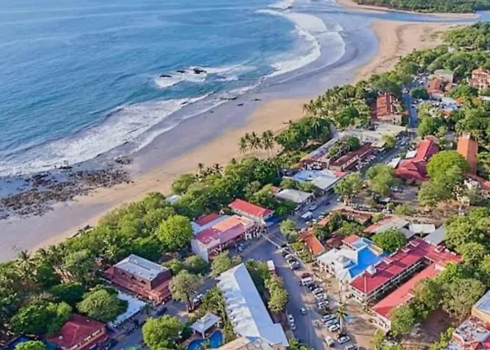 Private W Bath Near Ocean Near Tamarindo * Garita